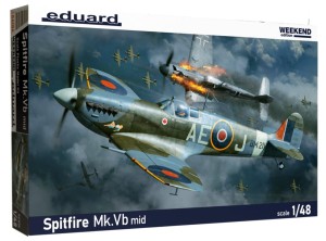 1:48 Supermarine SPITFIRE  Mk V b - Brytyjski samolot myśliwski - Weekend Edition Eduard 84186