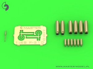 1:48 Elementy waloryzacyjne - P-51 D MUSTANG - Zestaw szczegółów uzbrojenia i celownika - Master AM48139