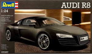 1:24 Audi R8 - Revell 07057