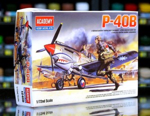 1:72 Curtiss P-40 B TOMAHAWK - Amerykański Samolot Myśliwski - Academy 12456 [ 1655 ]