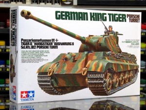 1:35 Sd.Kfz.182 KING TIGER - Tamiya 35169