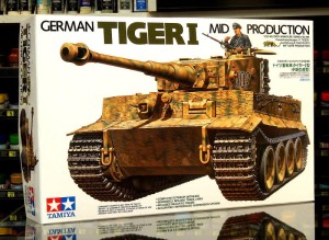 1:35 Pz.Kpfw.VI TIGER I Ausf.E środkowa wersja - Tamiya 35194