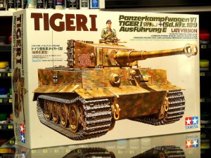 1:35 Pz.Kpfw.VI TIGER I Ausf.E późna wersja - Tamiya 35146