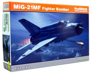 1:72 Mikojan i Guriewicz MiG-21 MF - Radziecki Samolot Myśliwski - Eduard 70142